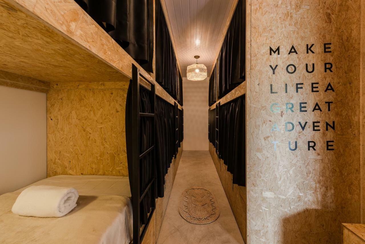 Hostel Noronha 350 เฟอร์นันโด เด โนรอนญา ภายนอก รูปภาพ